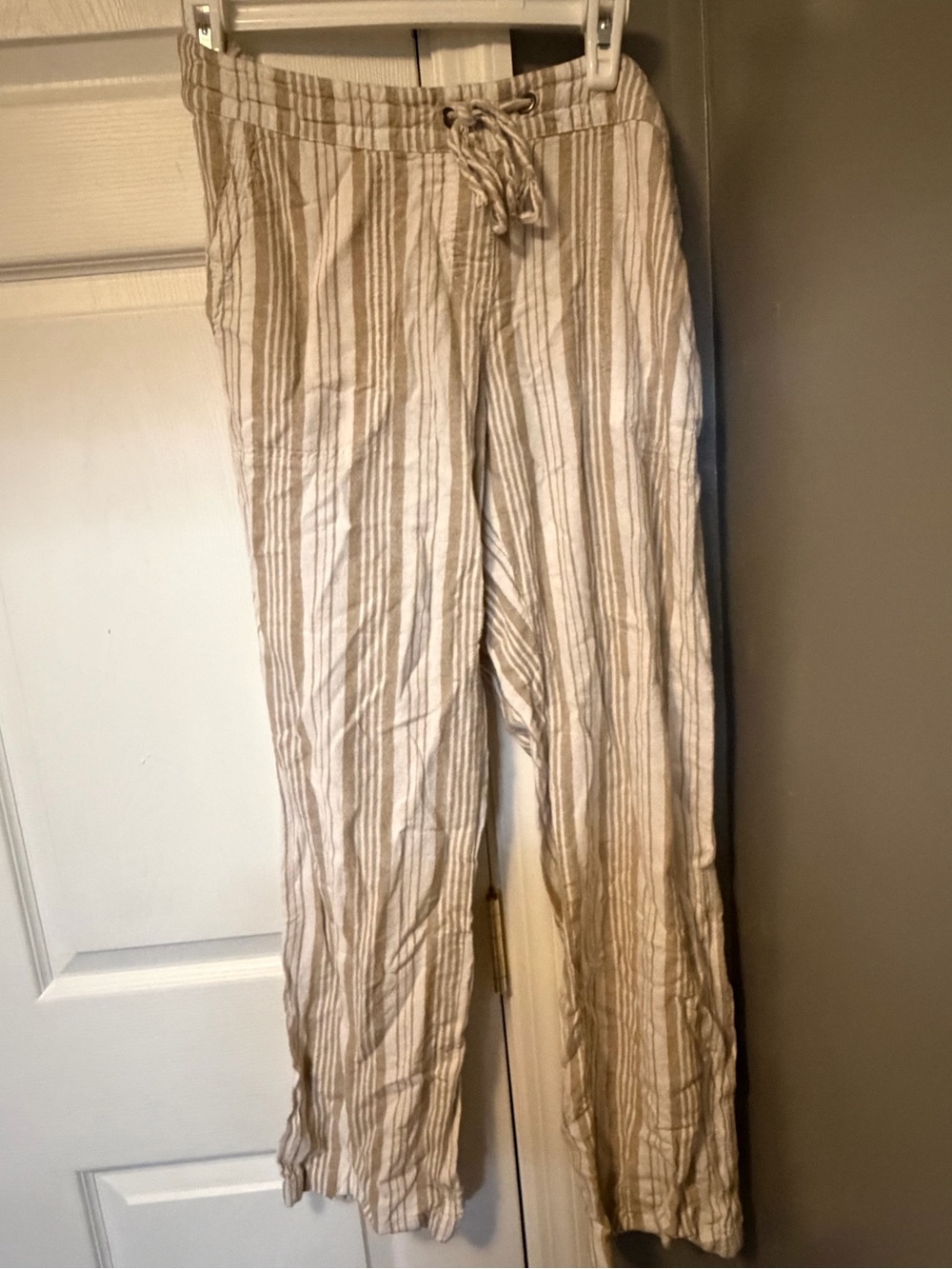 Per Se Beige and White Vertical Stripe Drawstring Pants